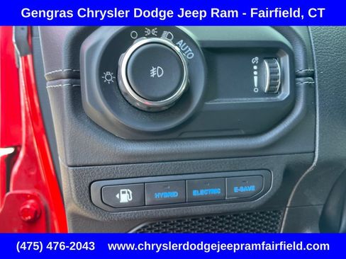 Certified 2025 Jeep Wrangler Unlimited Sahara w/ Safety Group AWD/4WD image 48