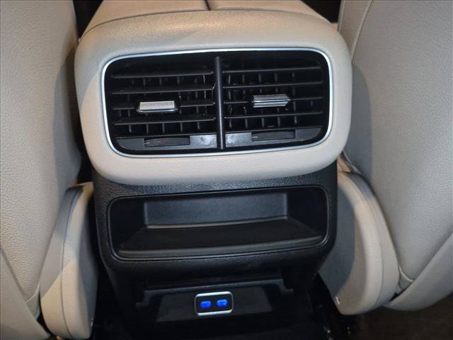 Used 2024 Mercedes-Benz GLE 450 4MATIC image 17