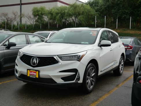 Used 2021 Acura RDX AWD w/ Technology Package image 3
