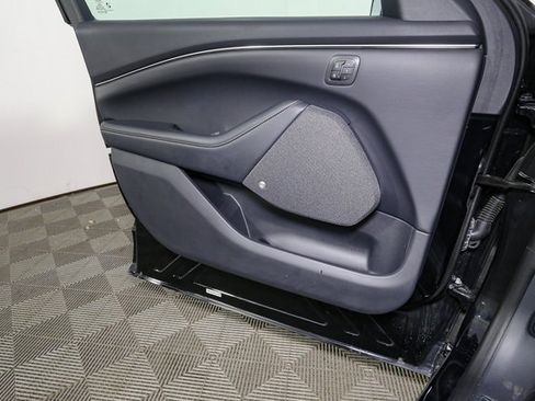 Used 2024 Ford Mustang Mach-E Premium image 35