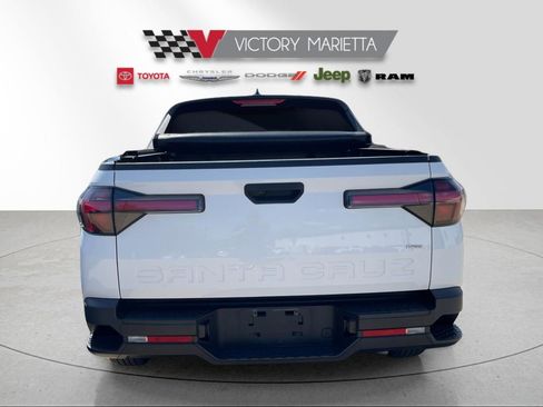 Used 2022 Hyundai Santa Cruz SEL image 3