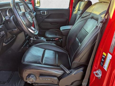 Used 2021 Jeep Wrangler Unlimited Sahara image 16