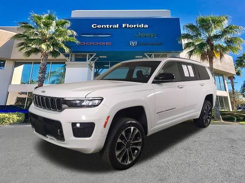 Certified 2022 Jeep Grand Cherokee L Overland w/ Luxury Tech Group IV AWD/4WD image 9