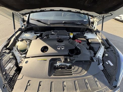 Used 2023 INFINITI QX55 Essential w/ Accent Package image 32