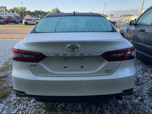 Certified 2022 Toyota Camry XLE w/ Navigation Upgrade Package AWD/4WD image 8
