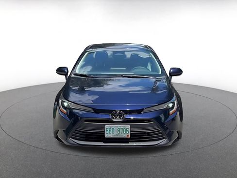 Used 2025 Toyota Corolla LE FWD image 4