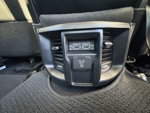 Used 2024 RAM 2500 Laramie w/ Safety Group AWD/4WD image 35