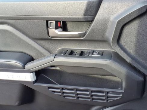 Used 2024 Toyota Tacoma TRD Off-Road image 19