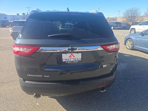 Used 2018 Chevrolet Traverse LT image 6