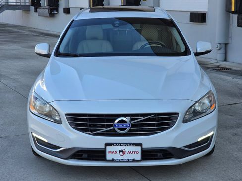 Used 2015 Volvo V60 T5 Premier FWD image 3