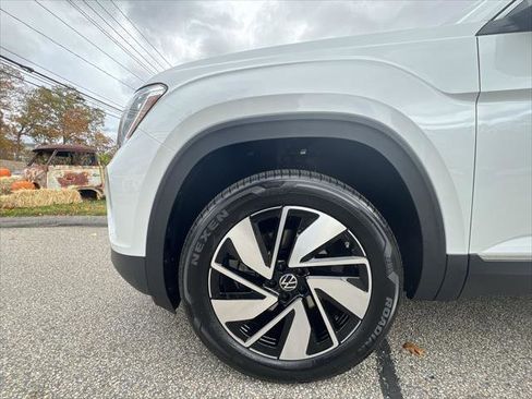 New 2026 Volkswagen Atlas SEL AWD/4WD image 10