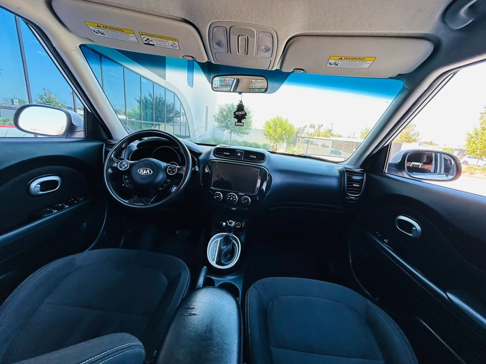 Used 2017 Kia Soul FWD image 33