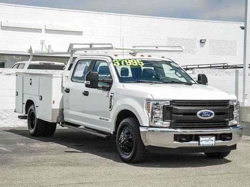 Used 2019 Ford F350 XL w/ Power Equipment Group RWD image 3