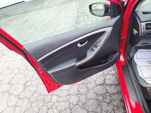 Used 2013 Hyundai Elantra GT w/ Style Pkg FWD image 17