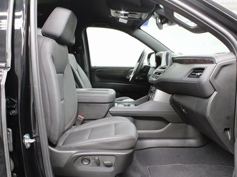 Used 2024 Chevrolet Tahoe Z71 image 32