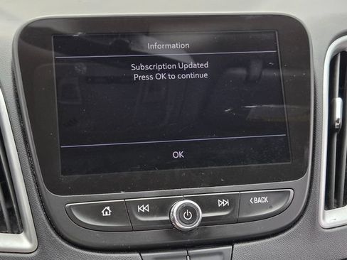 Used 2022 Chevrolet Malibu LT FWD image 27