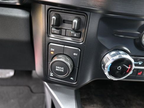 Used 2024 Ford F350 Lariat w/ Lariat Ultimate Package image 26