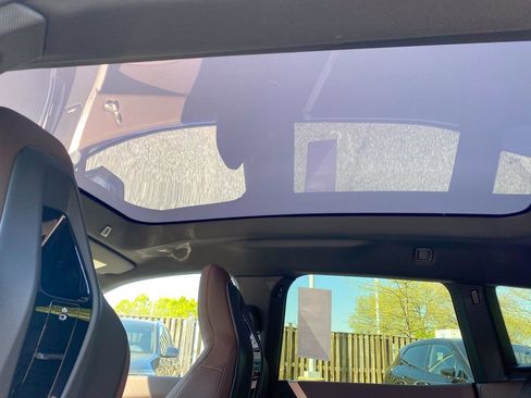 New 2026 BMW iX xDrive45 image 9