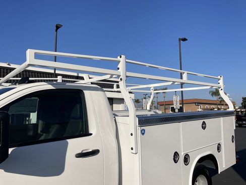 New 2024 GMC Sierra 3500 Pro image 32