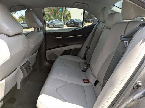 Certified 2023 Toyota Camry XLE FWD image 13