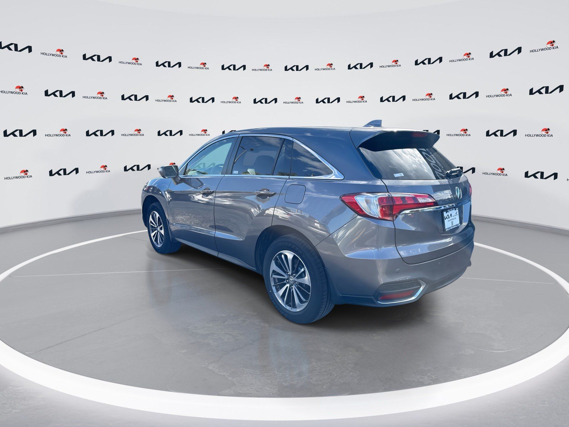Used 2018 Acura RDX w/ Advance Package FWD image 6