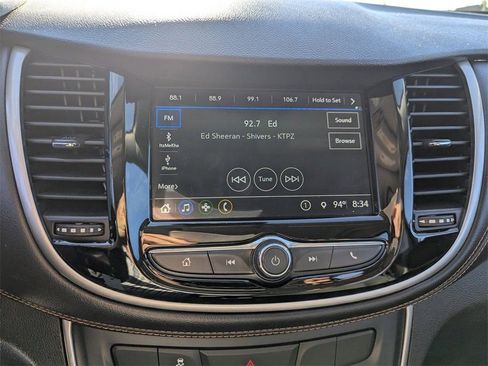 Used 2018 Chevrolet Trax LS AWD/4WD image 17