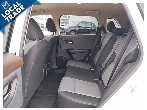Used 2023 Nissan Rogue SV FWD image 15