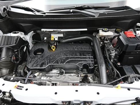 Used 2026 Chevrolet Equinox LT w/ LPO, Floor Liner Package AWD/4WD image 32