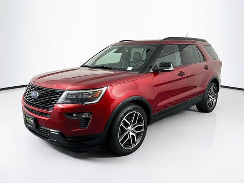 Used 2018 Ford Explorer Sport w/ Equipment Group 401A AWD/4WD image 3