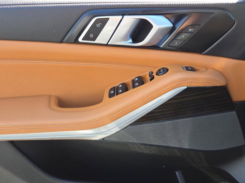 Certified 2024 BMW X5 xDrive40i w/ Premium Package image 42