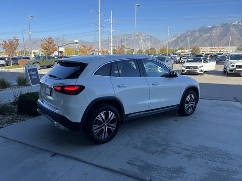 Certified 2025 Mercedes-Benz GLA 250 4MATIC image 5