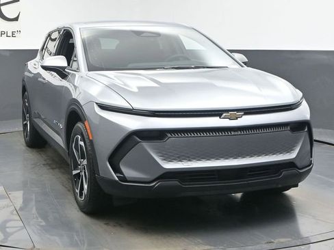 New 2026 Chevrolet Equinox EV LT w/ Comfort Package image 29