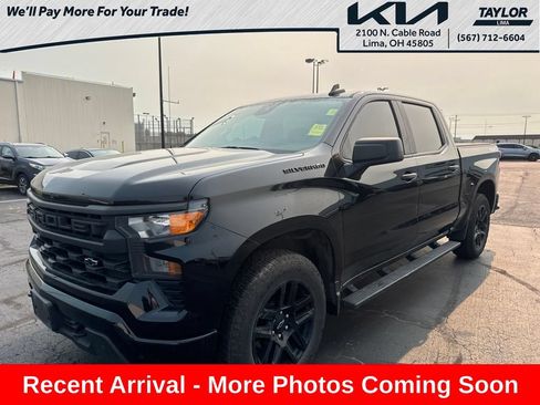 Used 2023 Chevrolet Silverado 1500 Custom w/ LPO, Dark Essentials Package AWD/4WD image 1