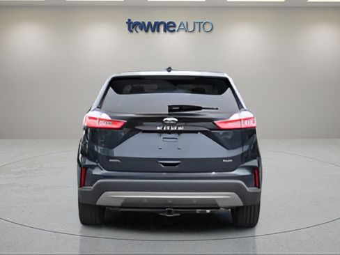 Used 2023 Ford Edge SEL w/ Convenience Package AWD/4WD image 4