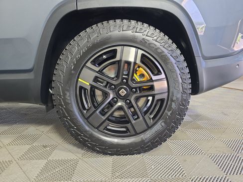 Used 2023 Rivian R1S Adventure Quad AWD/4WD image 10