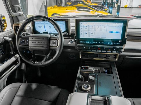 Used 2024 GMC Hummer EV 3X w/ Extreme Off-Road Package image 25