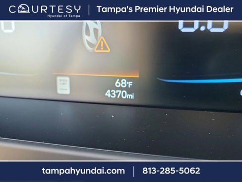 Certified 2025 Hyundai Elantra Sport image 22