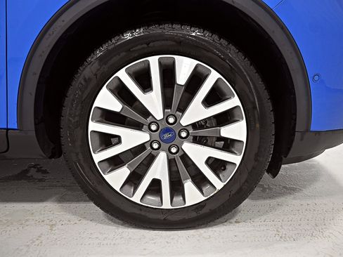 Used 2020 Ford Escape Titanium AWD/4WD image 37