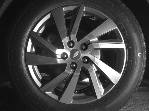 Used 2023 Chevrolet Equinox LT AWD/4WD image 9