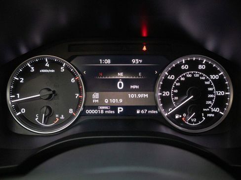 New 2025 Mitsubishi Outlander SE image 14