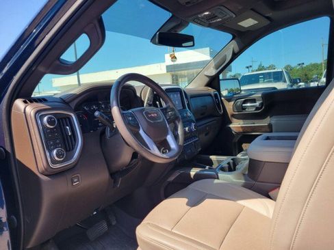 Used 2022 GMC Sierra 1500 SLT AWD/4WD image 10