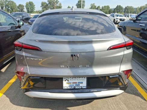 Used 2026 Buick Envista Sport Touring w/ Convenience I Package FWD image 8