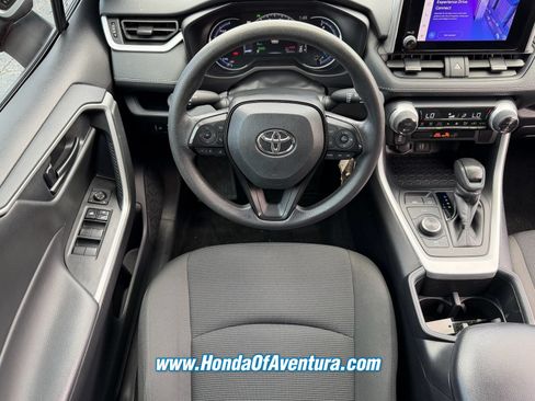 Used 2024 Toyota RAV4 LE AWD/4WD image 16