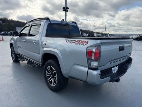 Used 2023 Toyota Tacoma TRD Sport w/ TRD Premium Sport Package image 7
