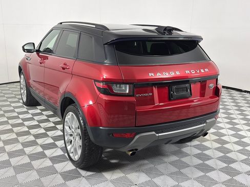 Used 2017 Land Rover Range Rover Evoque SE AWD/4WD image 7