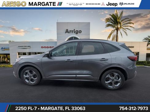 Used 2023 Ford Escape ST-Line FWD image 4