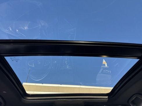 New 2025 Acura RDX SH-AWD image 35