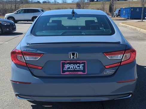 Used 2022 Honda Accord Sport image 6