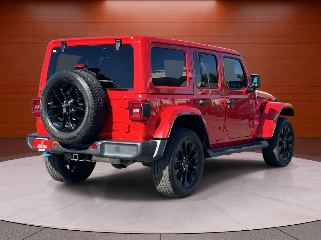 Used 2023 Jeep Wrangler Unlimited Sahara w/ Cold Weather Group AWD/4WD image 4