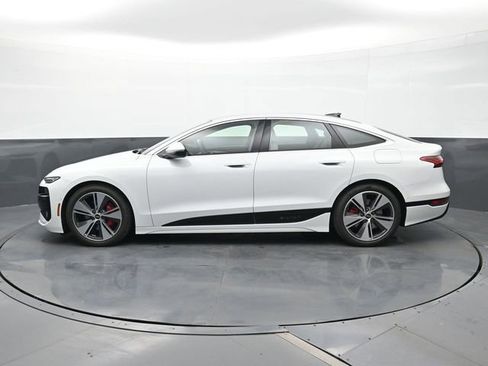 Used 2025 Audi A6 e-tron Prestige image 2